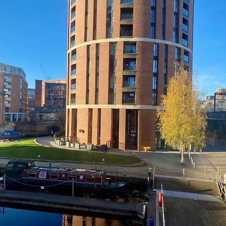 Отель Doubletree By Hilton Leeds Лидс Экстерьер фото