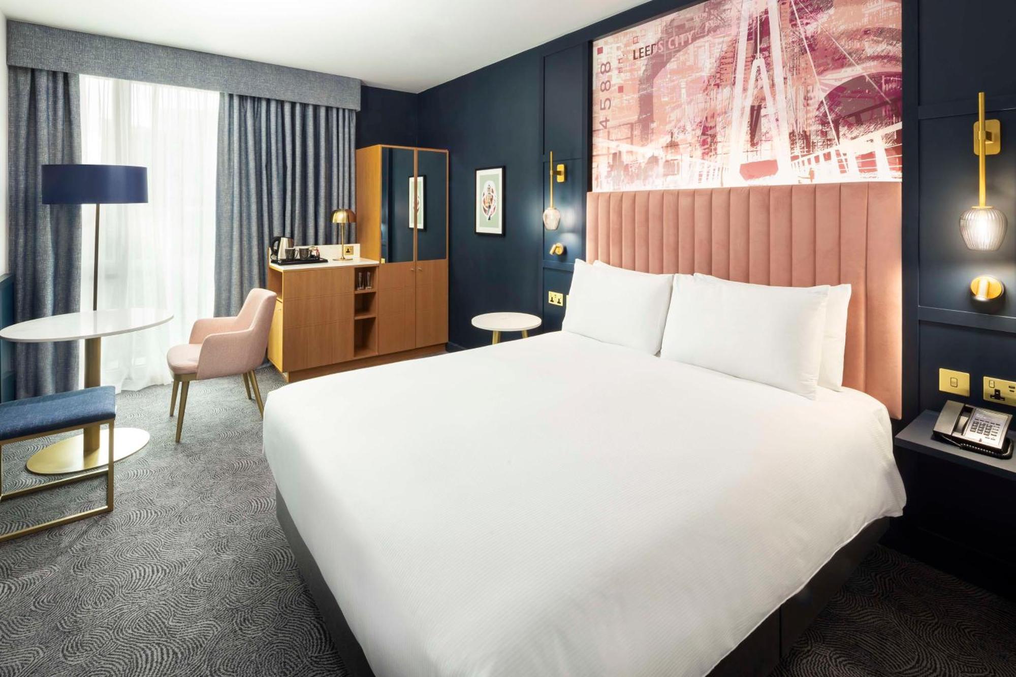 Отель Doubletree By Hilton Leeds Лидс Экстерьер фото
